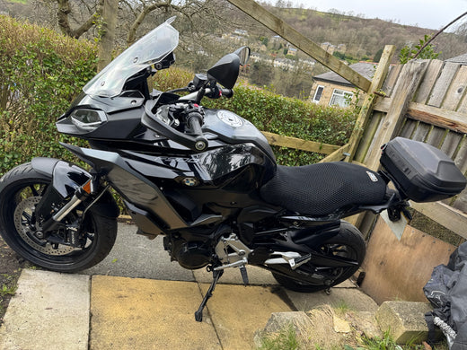 Wind Rider mesh seat cover on a BMW F 900 XR