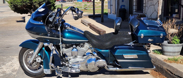 Harley-Davidson Road Glide with Wind Rider 3D mesh seat cover installed, outdoor daylight